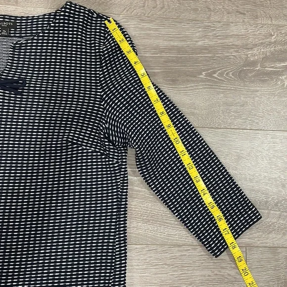 Talbots Petites Navy and White Bow Accent 3/4 Sleeve Top MP - Picture 12 of 16